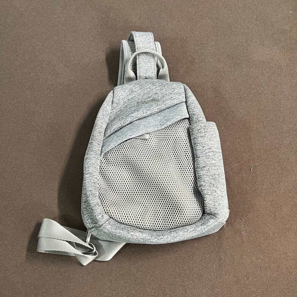 Baggallini Heather Gray Neoprene Sling RFID Crossbody Handsfree Backpack New - Picture 2 of 11
